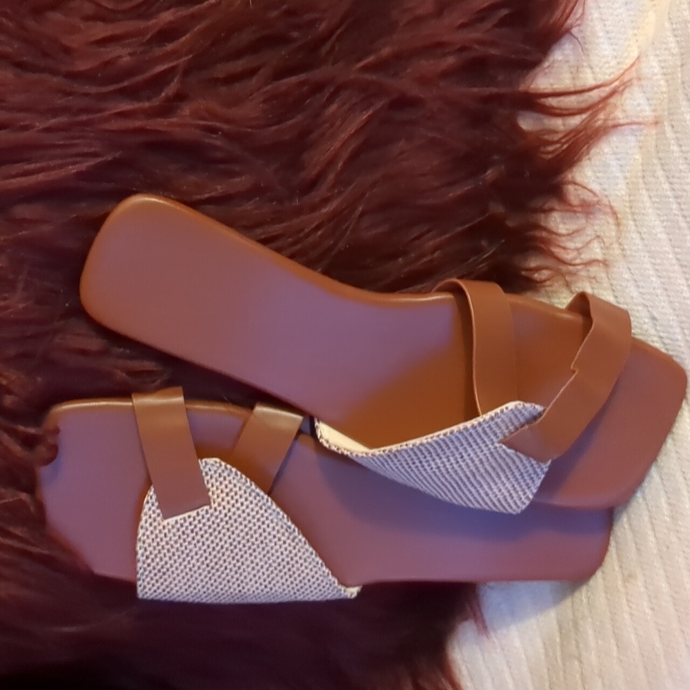 •Cognac Linen-Like Sandals